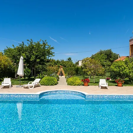 Bonex-6 By Interhome 公寓 *